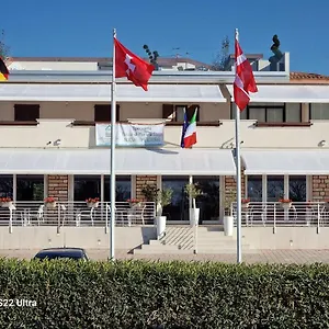 La Maison Du Port Italien